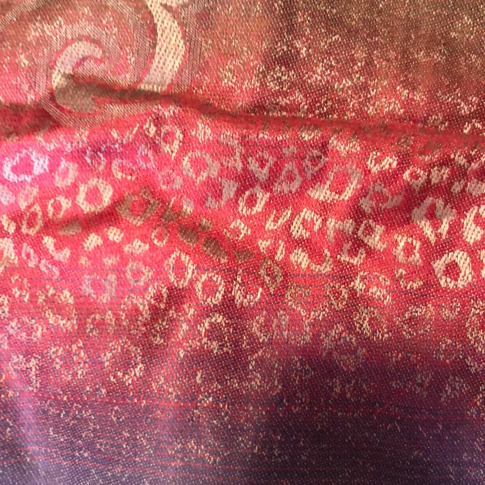 Scarf. - Picture 3 of 5